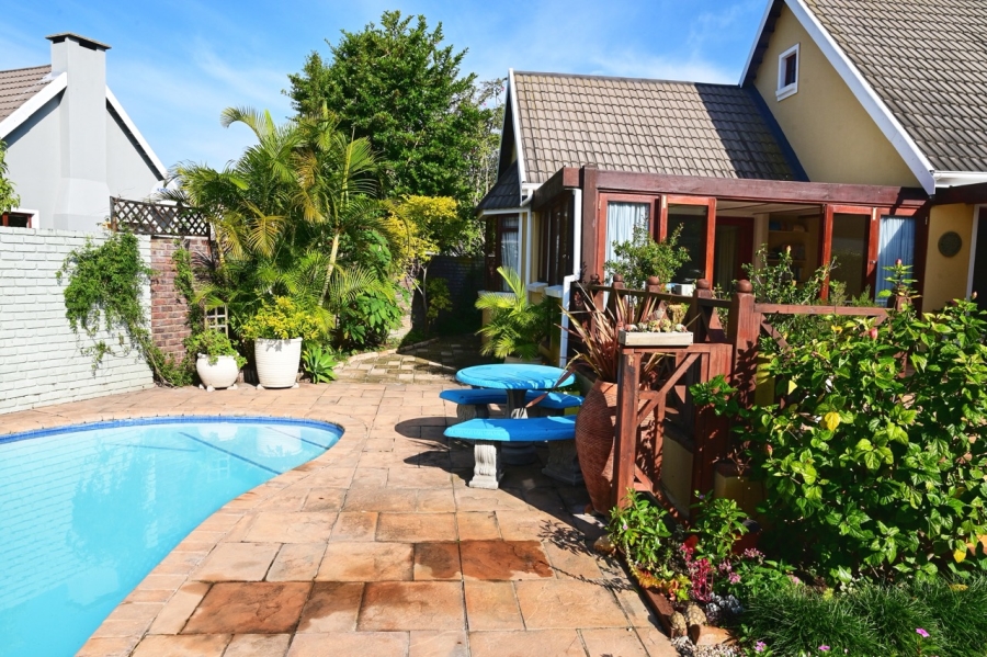 3 Bedroom Property for Sale in Sedgefield Island Village Western Cape